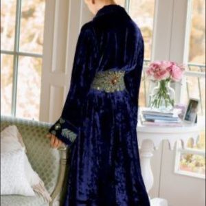Soft surroundings velvet robe